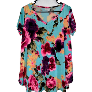 Women’s Sew In Love Brand Soft Floral t-shirt blouse Size Small